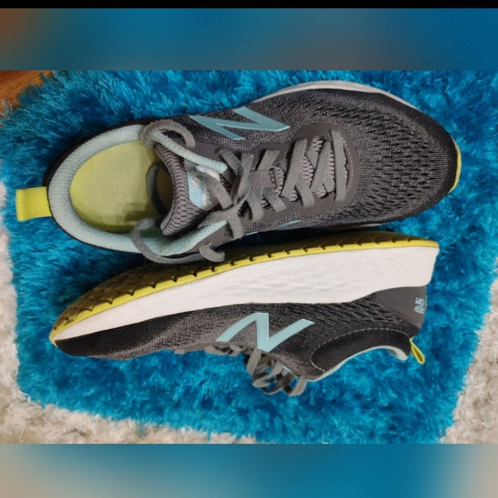 NEW BALANCE Blue, Grey Athletic Running Sneakers Size 9.5 - Picture 7 of 10